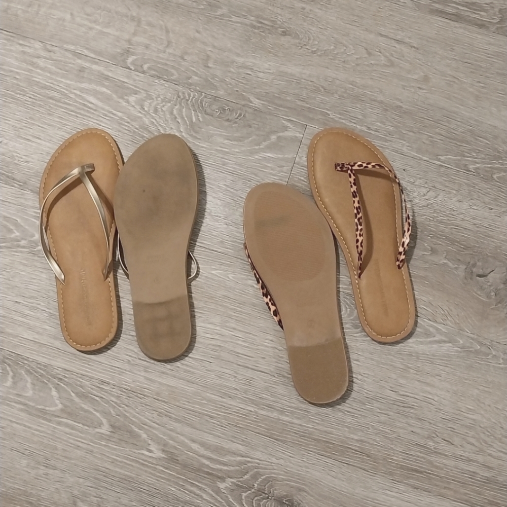 2 pair Amazon Essentials Flip Flops Size 8